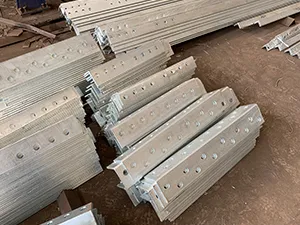 Piezas de conexión de acero angular