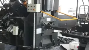 Producción e instalación de torres angulares de acero