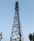 Torre de comunicación tubular de acero de 4 patas