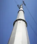 Torre de transmisión de energía monopolar